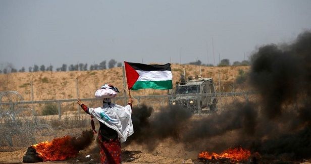 Sit-in in Jerusalem in solidarity with families of martyrs