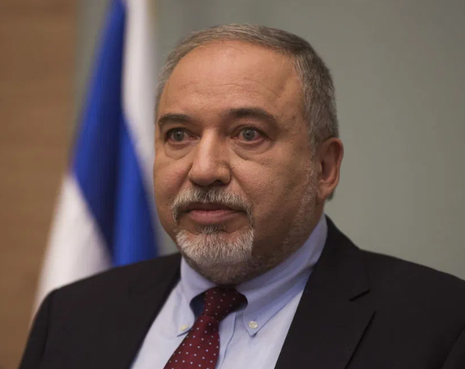 Lieberman accuses Israel spy chief of leaking data about attack on Iran