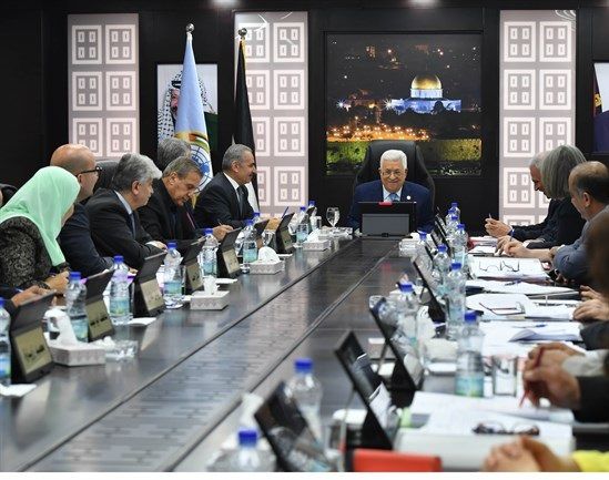 Abbas to not accept incomplete tax revenues from Israel