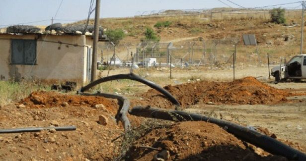 Israeli occupation cuts off water to school for Palestinian children