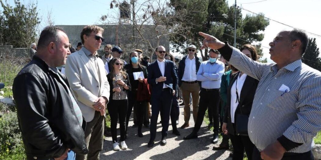 A foreign diplomatic delegation briefed on the suffering of the residents of Burqa, near Nablus