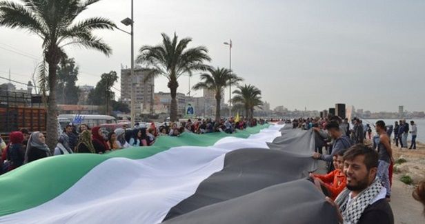 Lebanon: Sit-in in solidarity with J�lem organized in Tyre city