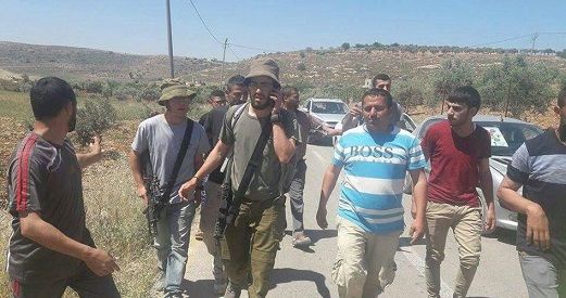 Palestinians remove caravans set up by Israeli settlers near Nablus