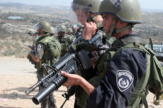 Poll: 52% of Israelis fear war is near