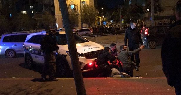 More than 8 Palestinians arrested in West Bank dawn raids