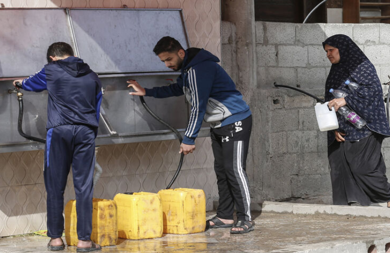 Gazans fear worst after Hamas bans water wells
