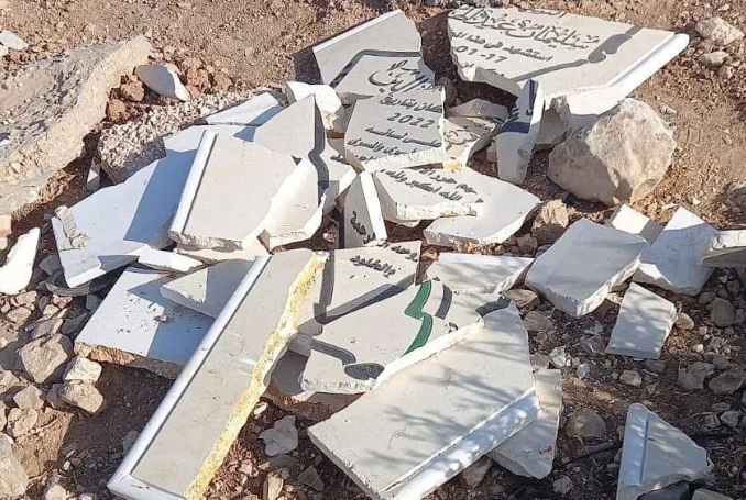 Jewish Settlers Attempt to Kidnap Palestinian Child, Destroy Memorial near Hebron