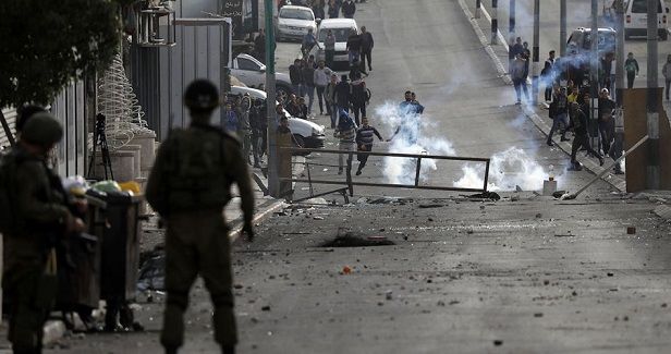 Six young men injured by IOF gunfire in violent clashes in Jenin