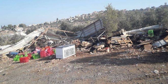 Israeli bulldozers destroy bird slaughterhouse in Jenin