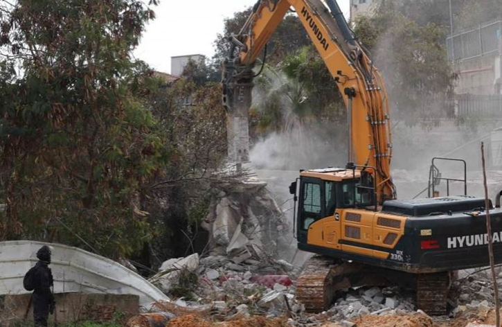 Israeli army razes agricultural rooms and fences in western Ramallah