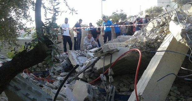 Israel knocks down 25 Palestinian facilities in Jerusalem