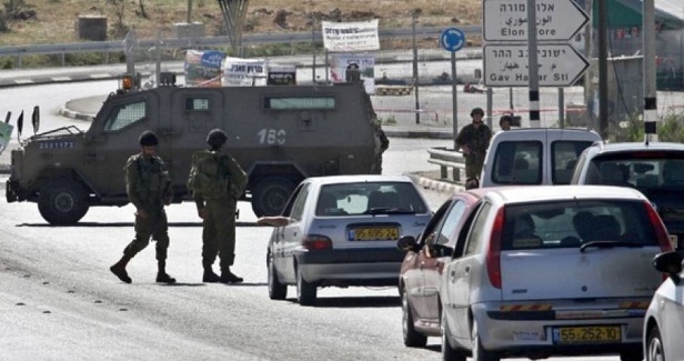 IOF kidnaps Palestinian at W. Bank checkpoint