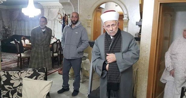 Israeli police kidnap Sheikh Salhab and his deputy in J�lem