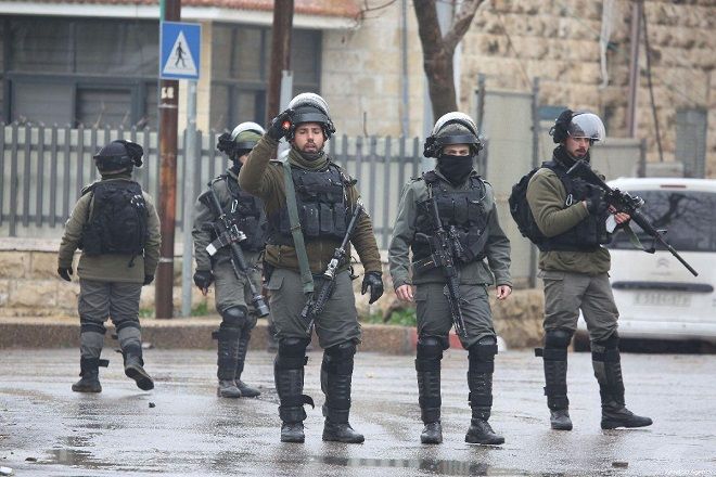 Israel arrests 16 Palestinians in West Bank raids