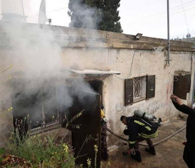 Israeli extremists settlers set a house on fire in Sinjil to the north of Ramallah