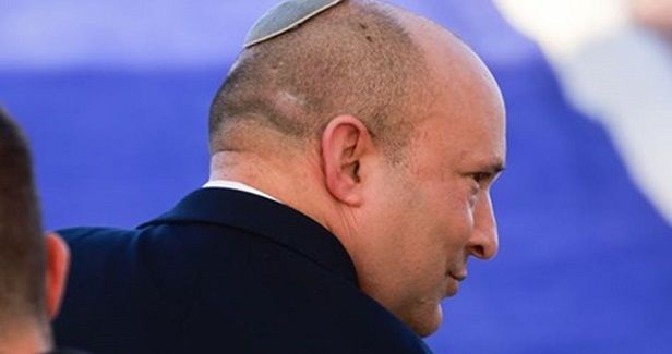 Bennett threatens to quell Negev Bedouins, isolate them with wall