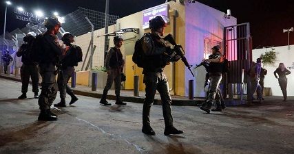 Jerusalemite student injured in wanton police attack on school