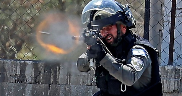Palestinian seriously injured by IOF gunfire in Deheisha camp