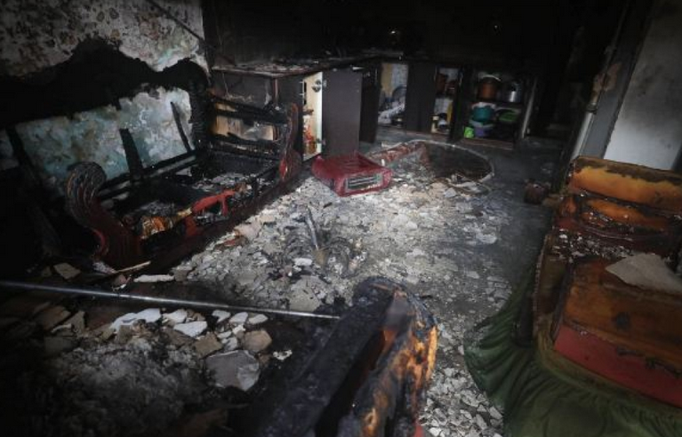 Israeli settlers set Palestinian house on fire near Nablus