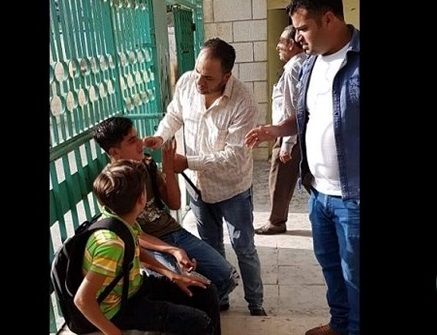 Israeli forces raid Hebron school, injure students