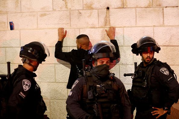 Israeli police kidnap two Jerusalemite brothers near Aqsa Mosque