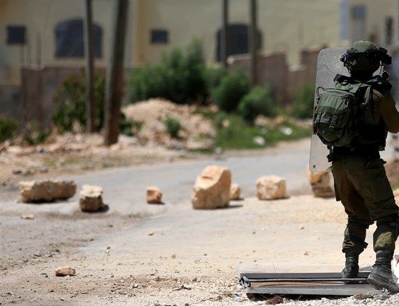 Israeli forces injure Palestinian child in Kafr Qaddum march