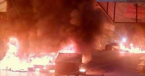 Young men from Nablus Old City protest PA�s detention of citizens