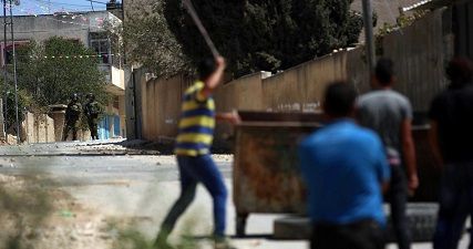 IOF injures dozens of Palestinians in West Bank protests