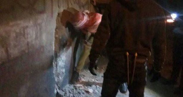 Anti-occupation youth smash Israeli cameras, hollow out apartheid wall