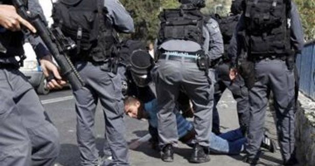 Israeli police arrest Palestinian assaulted by settlers