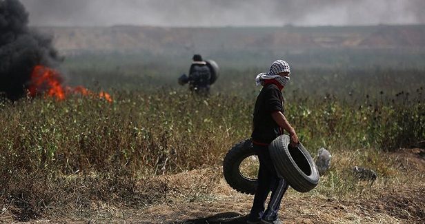 Israel bans entry of tires into Gaza following 'Friday of Tires'