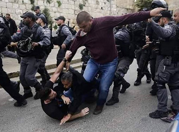 Israeli police arrest five Palestinians in Jerusalem