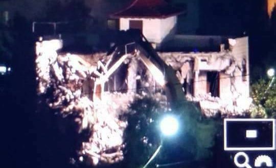 Jenin: IOF kill Palestinian and demolish three homes