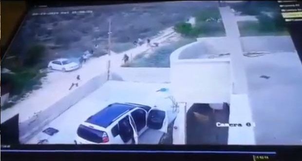 Watch: Israeli settlers attack Palestinian family in West Bank