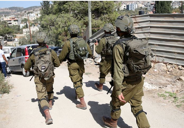 IOF arrests two Palestinians in Jericho