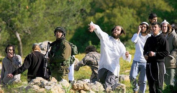 Jewish settlers attack Palestinians east of Ramallah