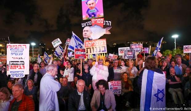 Thousands of Israeli protesters demands Netanyahu to resign