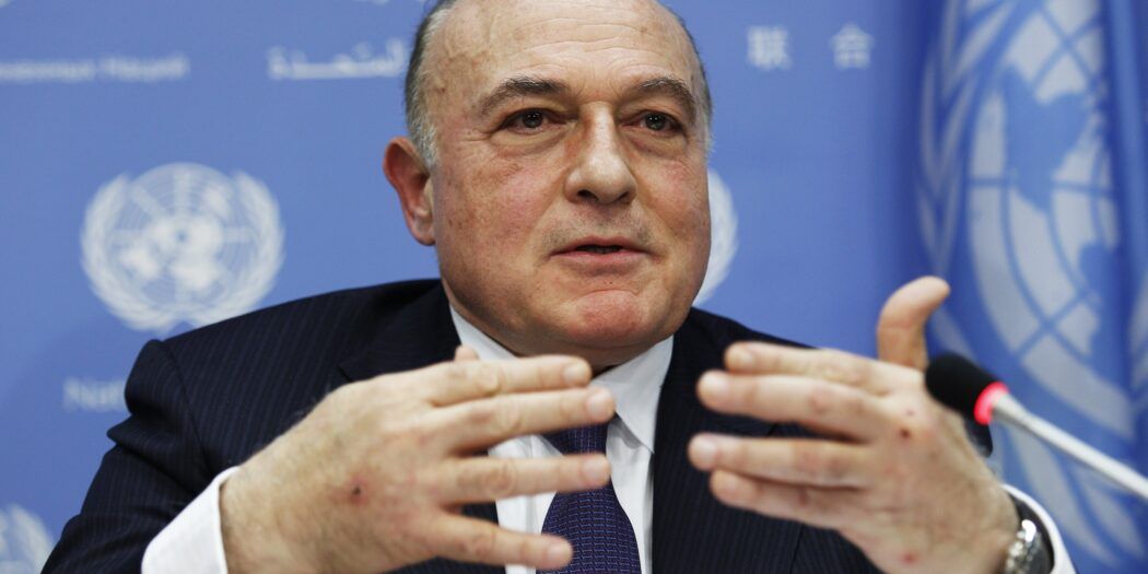 Palestine�s finance minister warns financial situation is likely to further deteriorate unless Israel releases tax funds