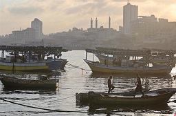 Israeli forces shoot, injure Palestinian fisherman in Gaza