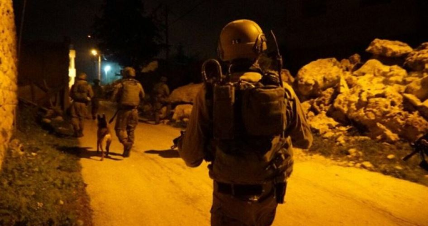 IOF kidnaps several Palestinians in overnight campaigns