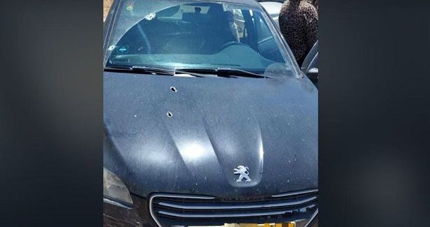 Two settlers injured in resistance operation in JV
