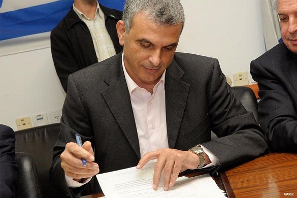 Israel rejects France�s request to repay Palestine tax revenues