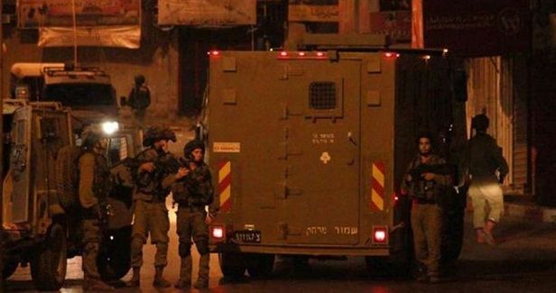 Children among 23 Palestinians arrested in pre-dawn raids
