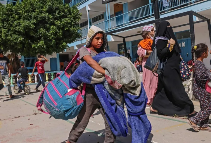 Gaza residents suffer from critical humanitarian crises, specialists say