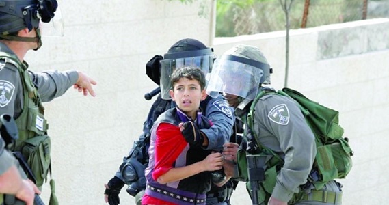 Palestinian injured child remained handcuffed in Israeli hospital