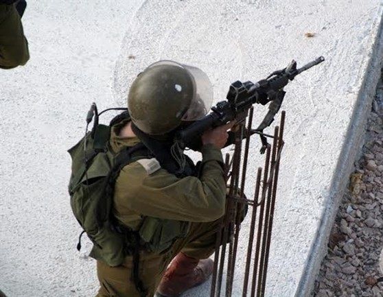 Palestinian youth shot, injured as Israeli settlers attack Burin