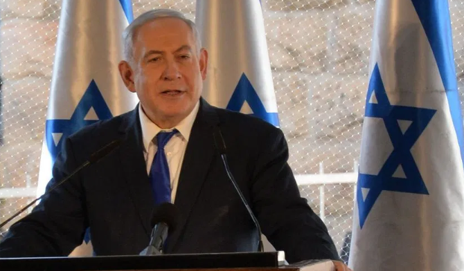 Netanyahu not obliged to step aside after indictment