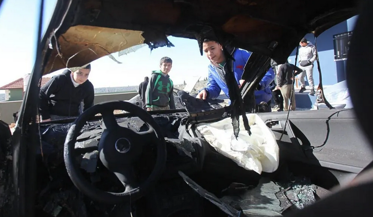 Israel settlers set fire to Palestinian vehicles, interrogate drivers