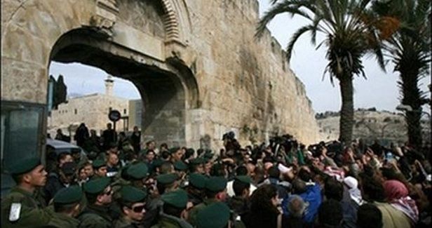 Grand Mufti calls on the Palestinians to defend the Aqsa Mosque