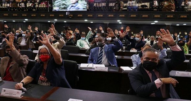 Venezuela�s parliament adopts motion on 